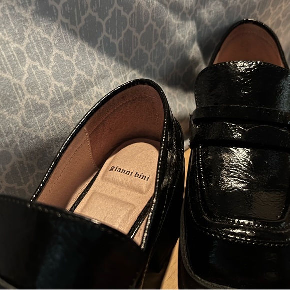 Gianni Bini AvivaTwo Patent Lug Sole Platform Loafers 🖤 - Picture 3 of 15